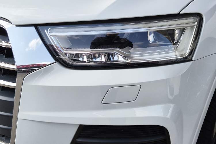 Used Audi Q3 2017 30 TFSI Fashion Model
