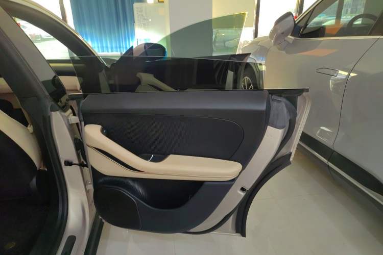 Used Nio ET5T 2023 75 kWh Touring
