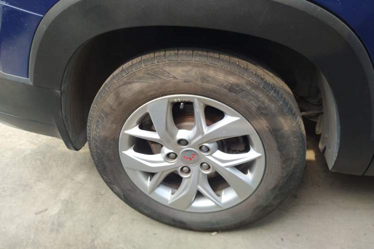 Used Wuling Hongguang S3 2018 1.5L Manual Luxury Model China V Standard