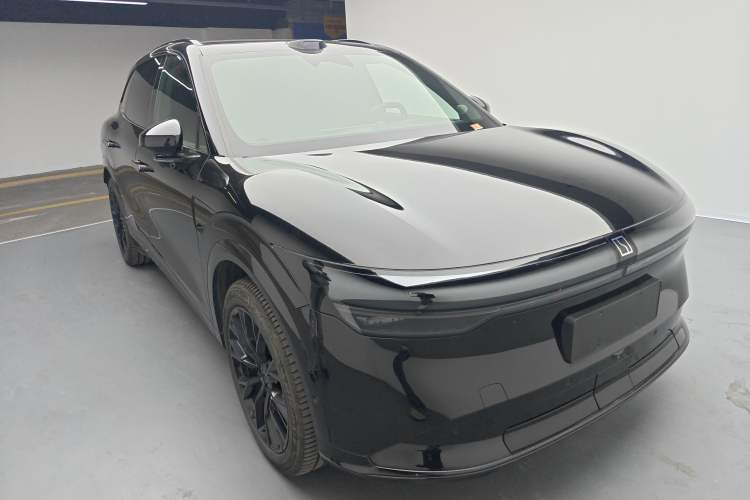 Used Zeekr 7X 2025 100 kWh Long-Range Rear-Wheel Drive with Intelligent Driving Features
