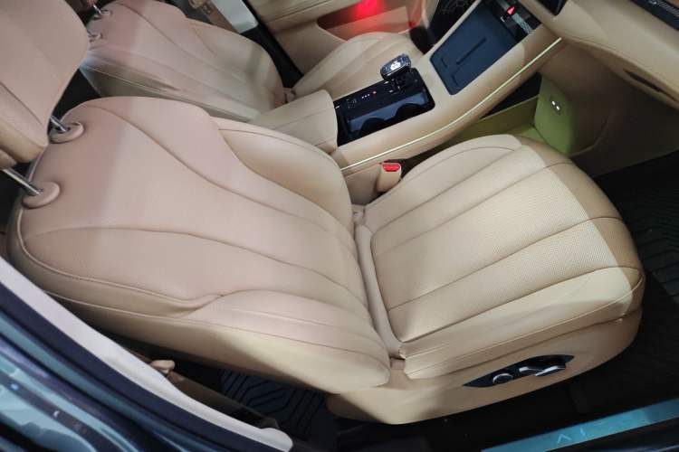 Used Hima AITO M7 2024 1.5T Four-Wheel Drive Plus Version 5 Seats
