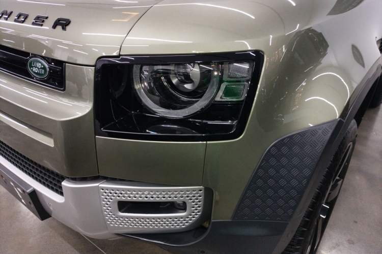 Used Land Rover Defender 2023 90 3.0T P400 Dark Edition
