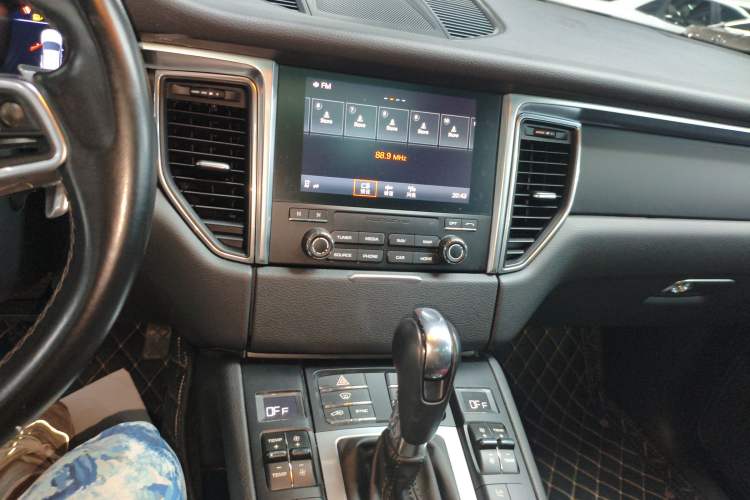 Used Porsche Macan 2017 Macan 2.0T
