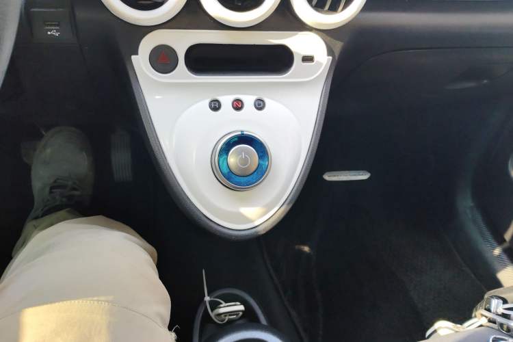 Used ORA Black Cat 2021 301 km Basic Version