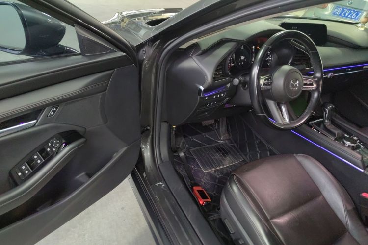 Used Mazda Mazda 3 Axela 2020 2.0L Automatic Luxury Version
