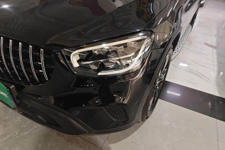 Used Mercedes-Benz GLC 2020 GLC 260 L 4MATIC Dynamic Model
