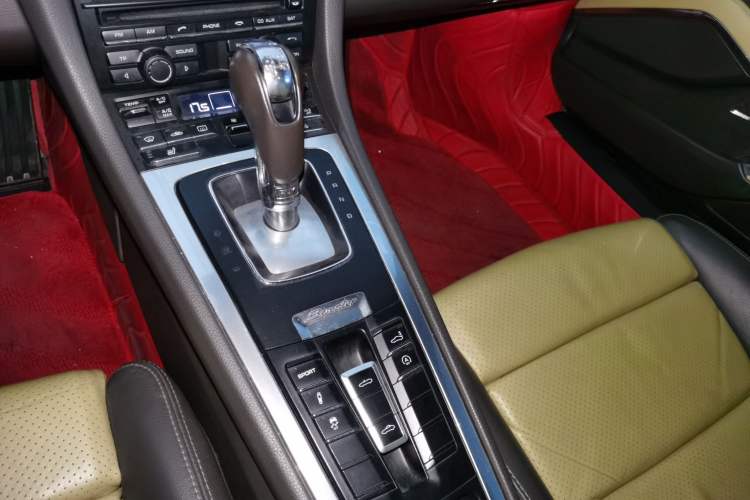 Used Porsche Boxster 2013 Boxster 2.7L
