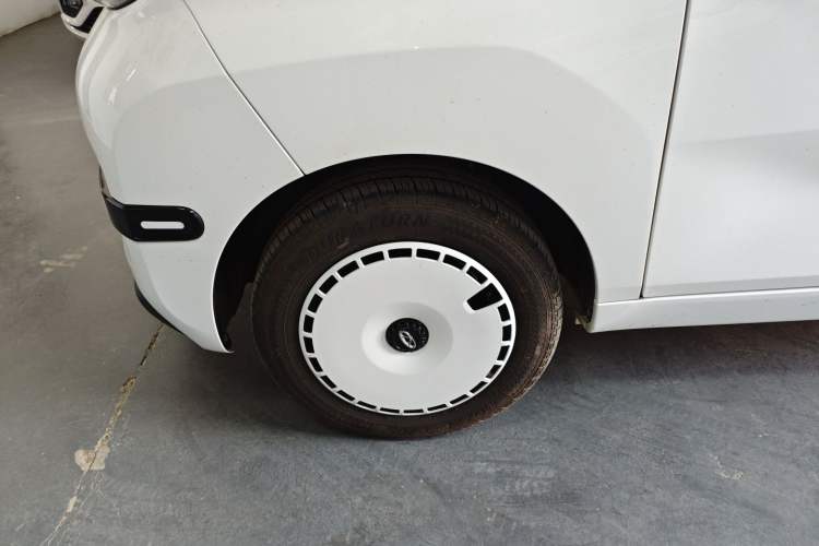 Used Chery QQ Ice Cream 2024 Edition Youth Version 205km Sundae