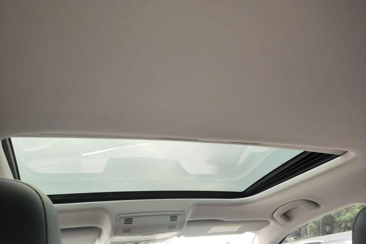 Used Volkswagen Bora 2023 300TSI DSG Prestige Edition
