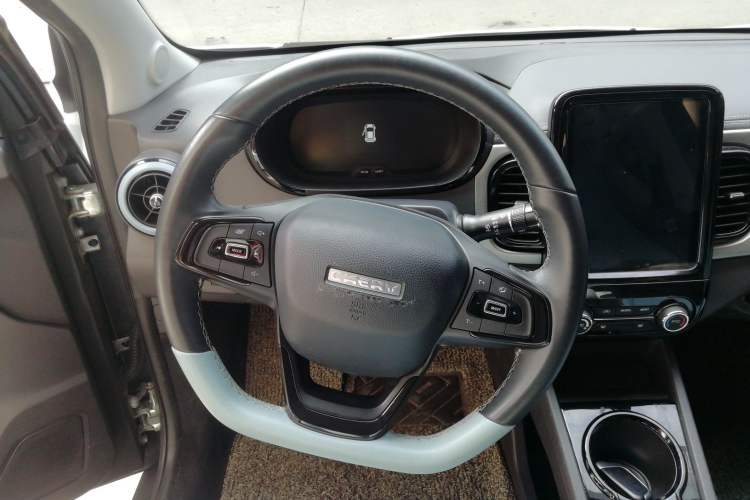 Used Chery Little Ant 2022 Restyled Version Sweet Pink Edition Half-Sugar Version 30.6 kWh 30 kW 301 km
