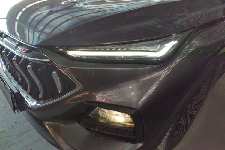 Used Oshan X5 2021 Revised Version 1.5T DCT Luxury Edition