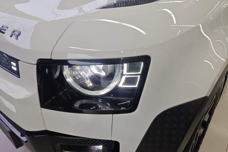 Used Land Rover Defender 2024 110 3.0T P400 Dark Edition
