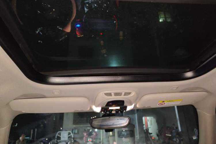 Used  MINI 2023 1.5T COOPER Artist
