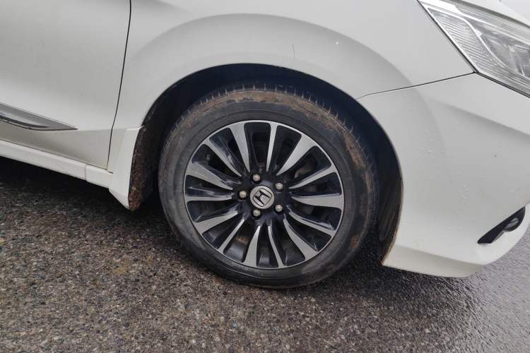 Used Honda Crider 2013 1.8L automatic luxury edition