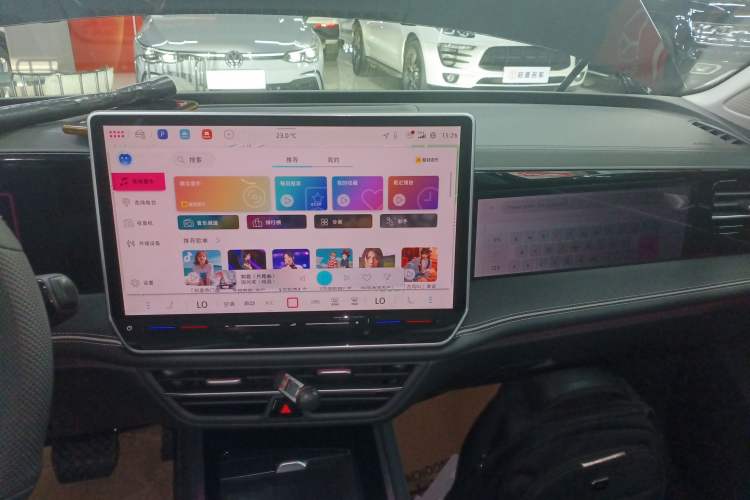 Used Volkswagen Magotan 2024 380TSI DSG Prestige Edition DaMai Package
