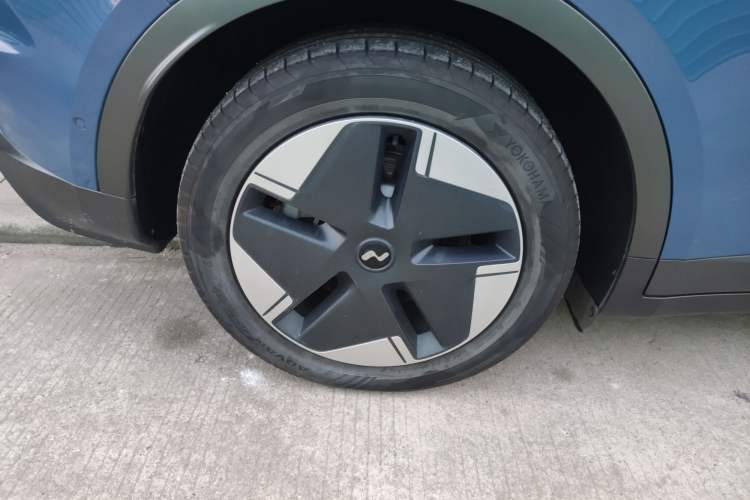 Used ONVO L60 2024 60 kWh All-Wheel Drive
