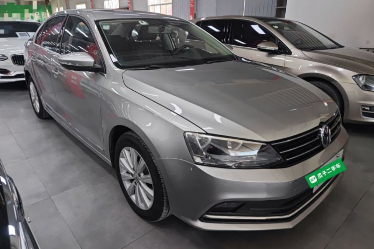 Used Volkswagen Sagitar 2015 1.6L Automatic Comfort Model
