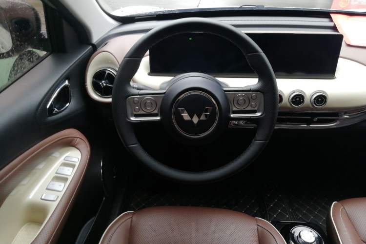 Used Wuling Bingo 2023 333 km Lingxi Connected Version
