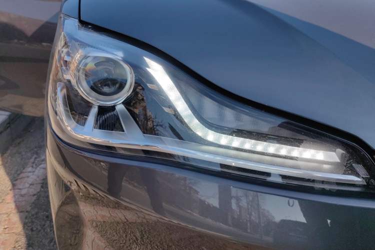 Used NETA V 2021 Long-Range Entertainment Edition Upgrade Model
