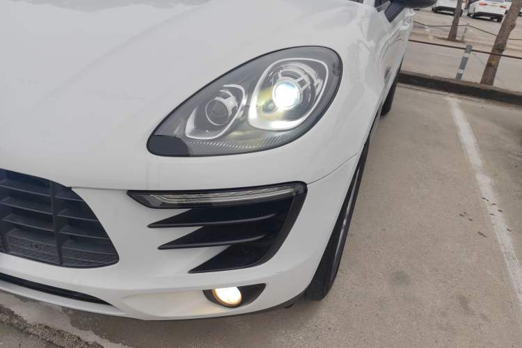 Used Porsche Macan 2016 Macan 2.0T
