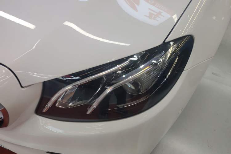 Used Mercedes-Benz E-Class 2020 E 300 L Sporty and Stylish Model
