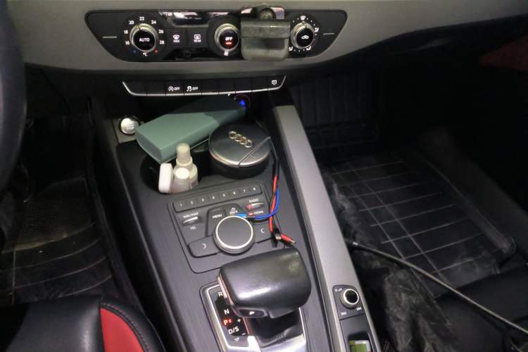 Used Audi A4L 2018 30th Anniversary Edition 30 TFSI Ambition Model