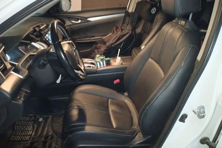 Used Honda Civic 2016 220TURBO CVT Prestige Edition
