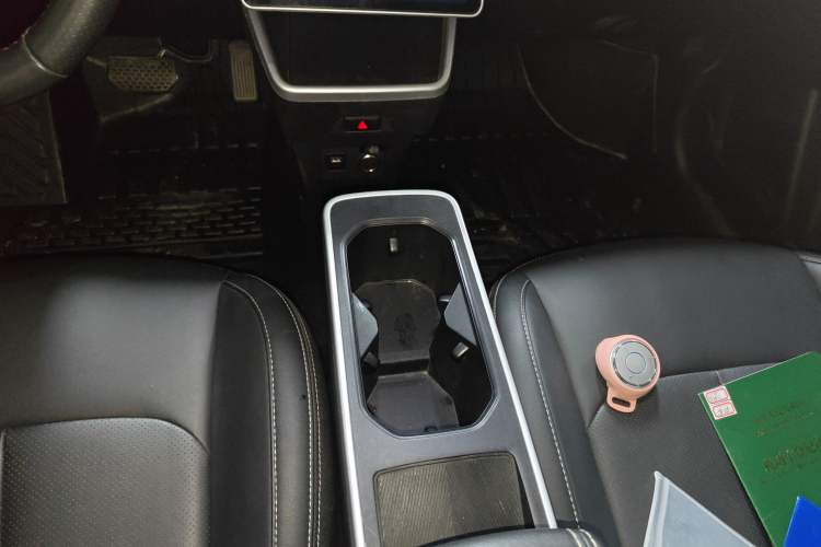 Used NETA V 2022 Chao 300 Lite Lithium Iron Phosphate