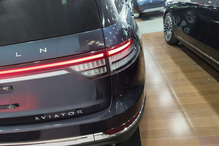 Used Lincoln Aviator 2020 3.0T V6 Four-Wheel Drive Premium Edition
