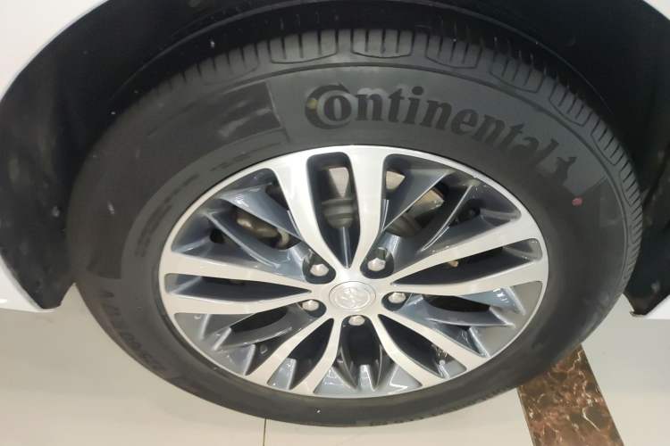 Used Buick GL8 2023 ES Lu Zun Deluxe Model
