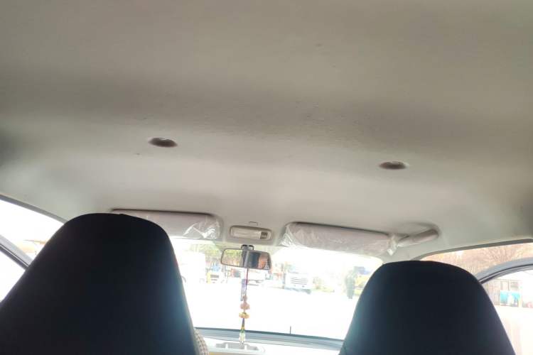 Used Chery QQ Ice Cream 2022 120km Conical Shape Lithium Iron Phosphate
