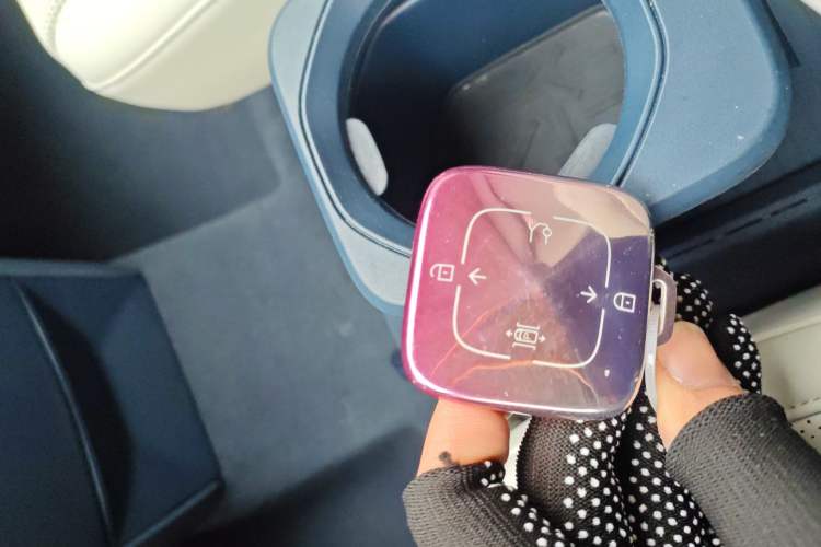 Used Zeekr X 2023 Four-Wheel-Drive YOU Edition 5 Seats
