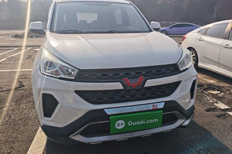 Used Wuling Hongguang S3 2019 1.5L Manual Standard Version China VI Standard