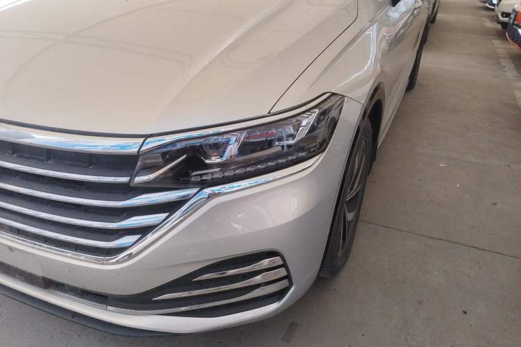 Used Volkswagen Viloran 2020 330TSI Luxury Edition
