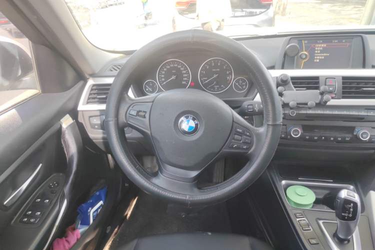 Used BMW 3 Series 2014 320Li Fashion Model
