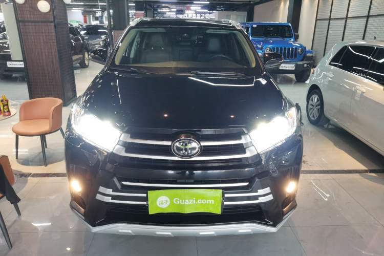 Used Toyota Highlander 2018 2.0T Four-Wheel Drive Luxury Edition 7 Seats China V Emission Standard
