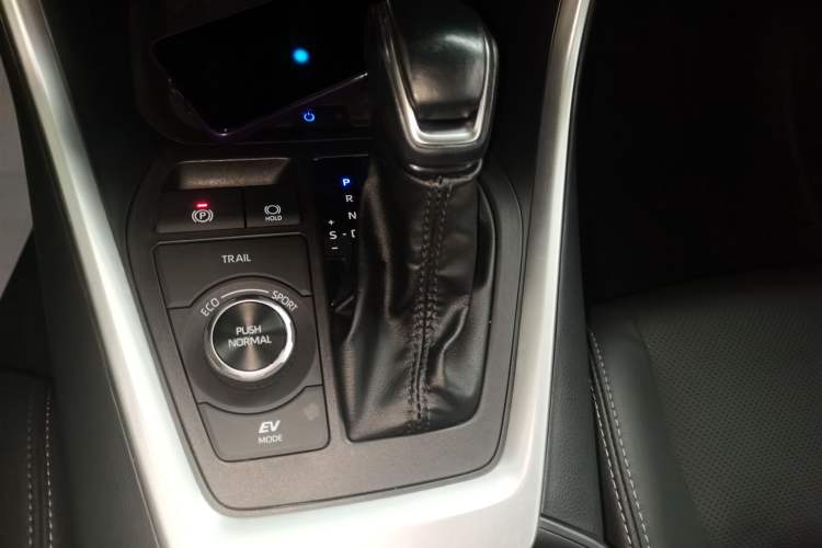 Used Toyota Wildlander 2023 Dual-Motor 2.5L E-CVT Four-Wheel Drive Prestige Edition