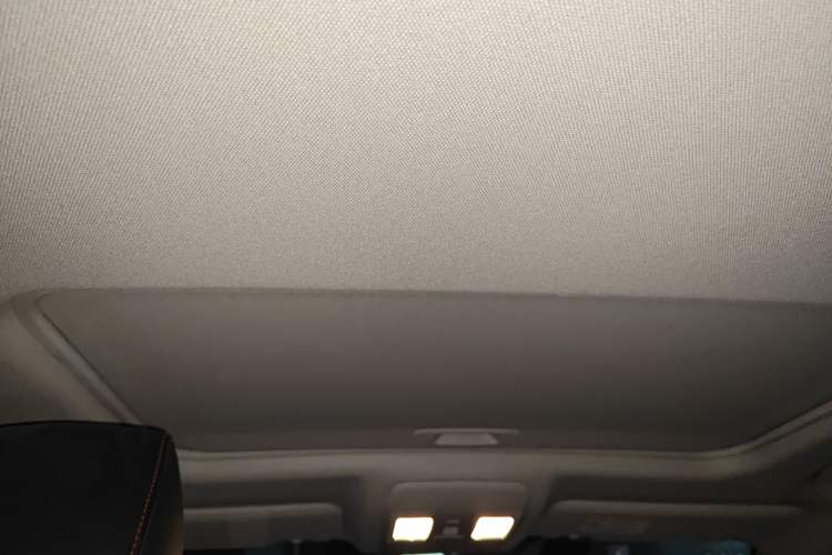 Used Mazda Mazda 3 Axela 2016 Sedan 1.5L Automatic Luxury Model
