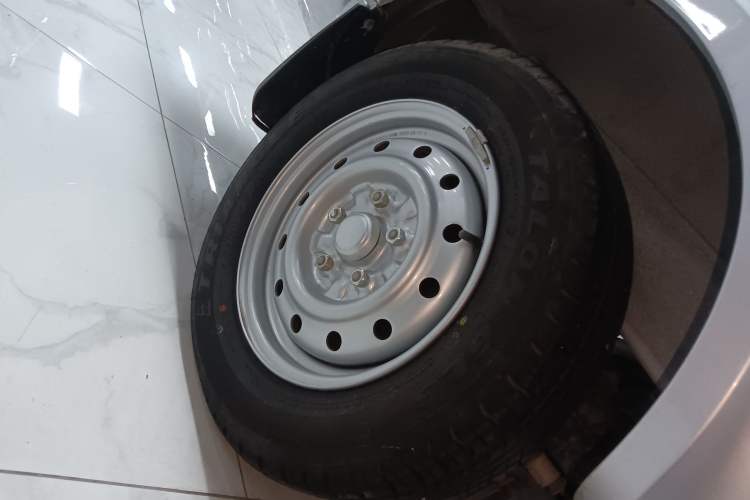 Used Wuling Rongguang 2021 1.5L Extended Basic Version L3C
