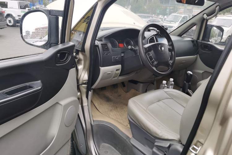 Used FORTHING Lingzhi 2016 M3 1.6L 7-Seater Luxury Model China V Standard
