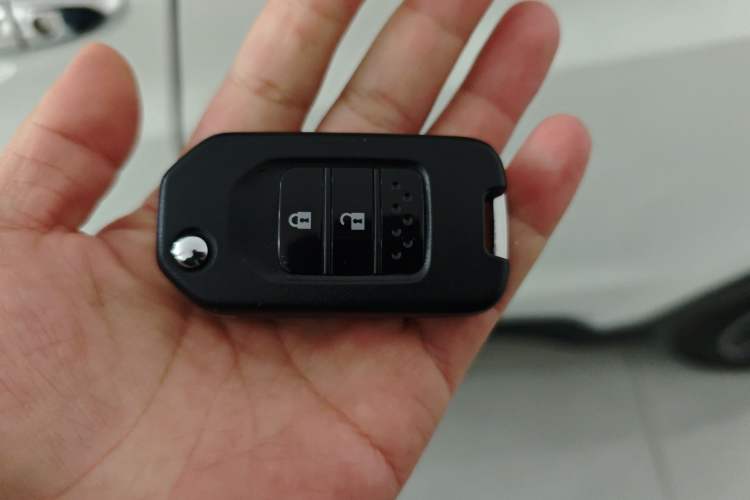 Used Honda Vezel 2020 1.5L CVT Pioneer Edition