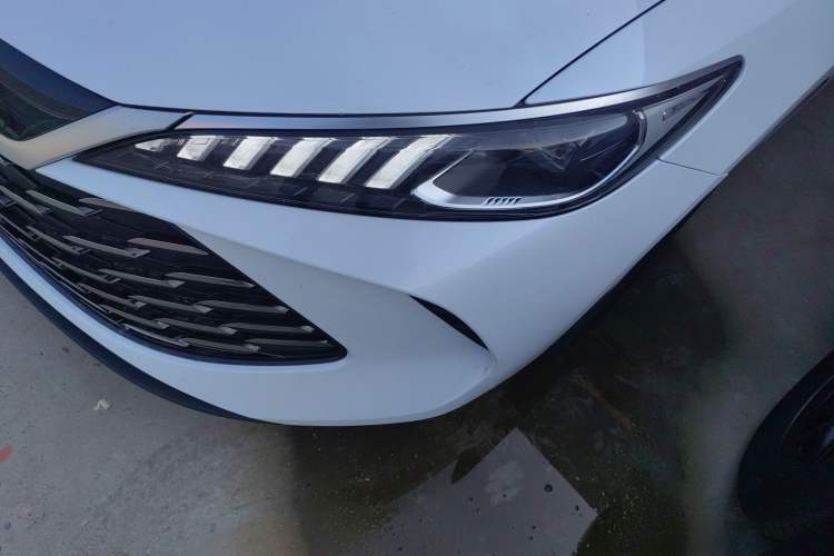 Used BYD Qin PLUS 2025 DM-i Smart Drive 55KM Leading Model