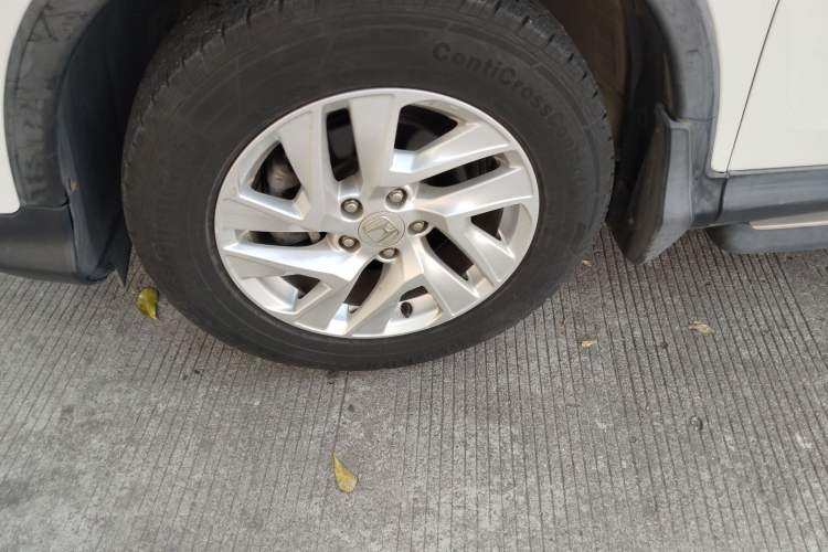 Used Honda CR-V 2015 2.4L two-wheel drive luxury version
