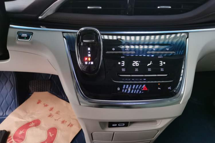 Used Buick GL8 2022 Land Executive Class 652T Prestige Model
