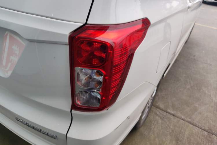 Used Wuling Hongguang 2021 1.5L Revised S Standard Version with Electric Power Steering LAR
