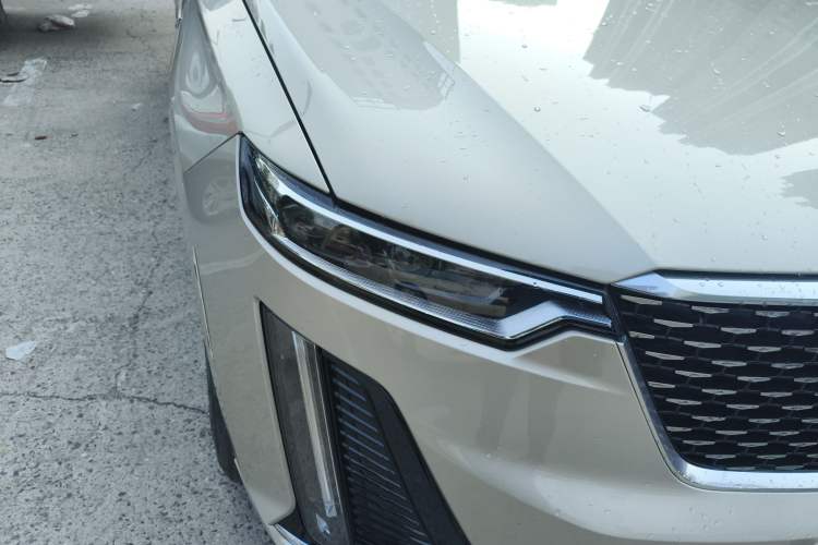 Used Cadillac XT6 2022 2.0T Six-Seater Four-Wheel-Drive Luxury Standard Edition