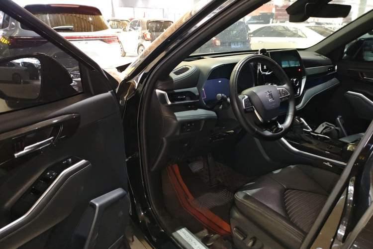 Used Toyota Crown Land Cruiser 2023 2.5L HEV Four-Wheel Drive Prestige Edition
