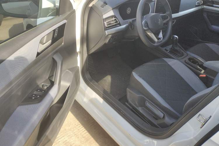 Used Volkswagen Lavida 2023 Revised 1.5L Automatic DeYi Edition