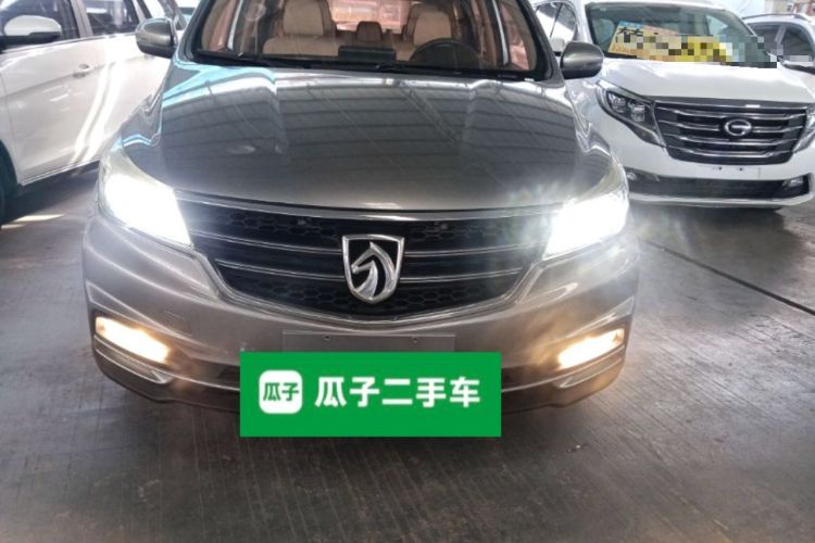 Used Baojun 730 2017 1.5T Manual Fashion Version 7 Seats China V Emission Standard