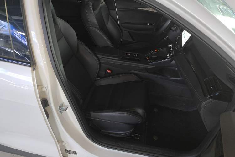 Used Lynk & Co 06 2023 Remix 1.5T JinPro
